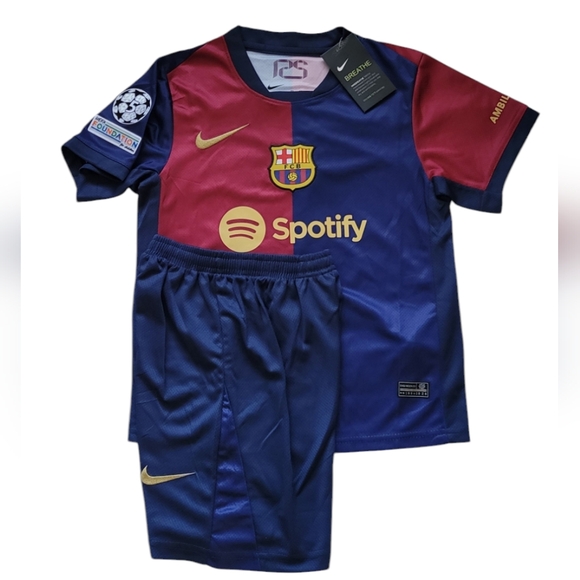 Barcelona Home Raphinha Set for Kids - Picture 3 of 5